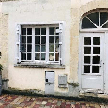Appartement Au cœur du vieux Bayeux, logement de charme Extérieur photo