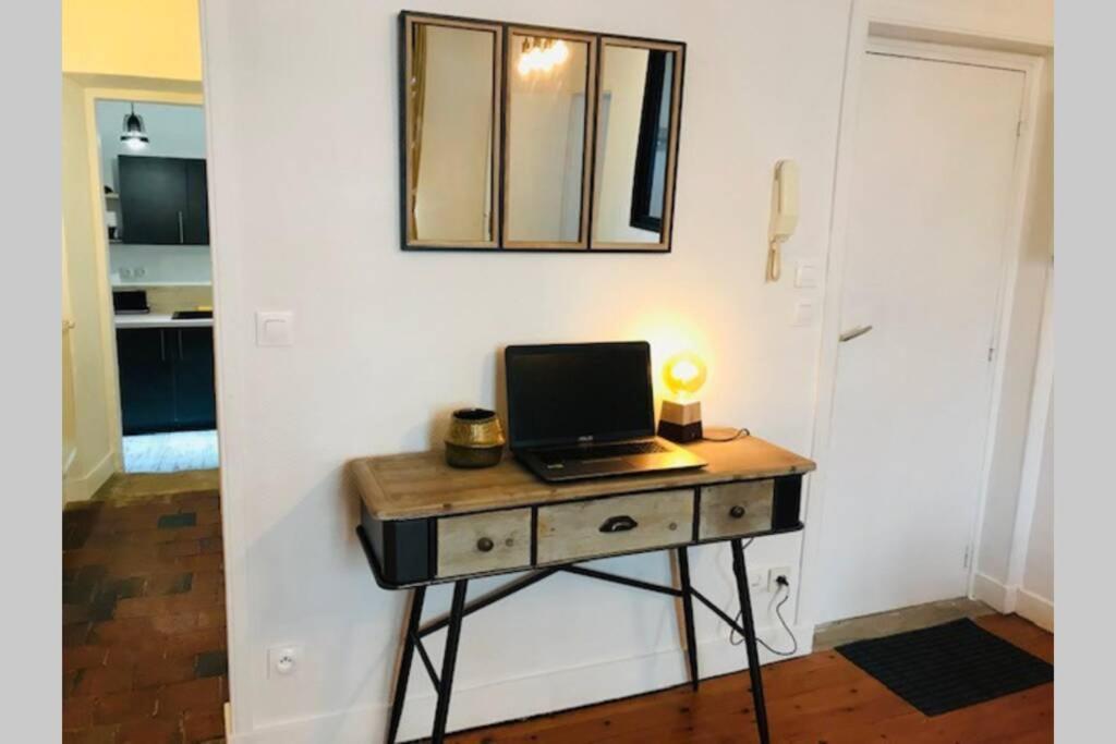 Appartement Au cœur du vieux Bayeux, logement de charme Extérieur photo